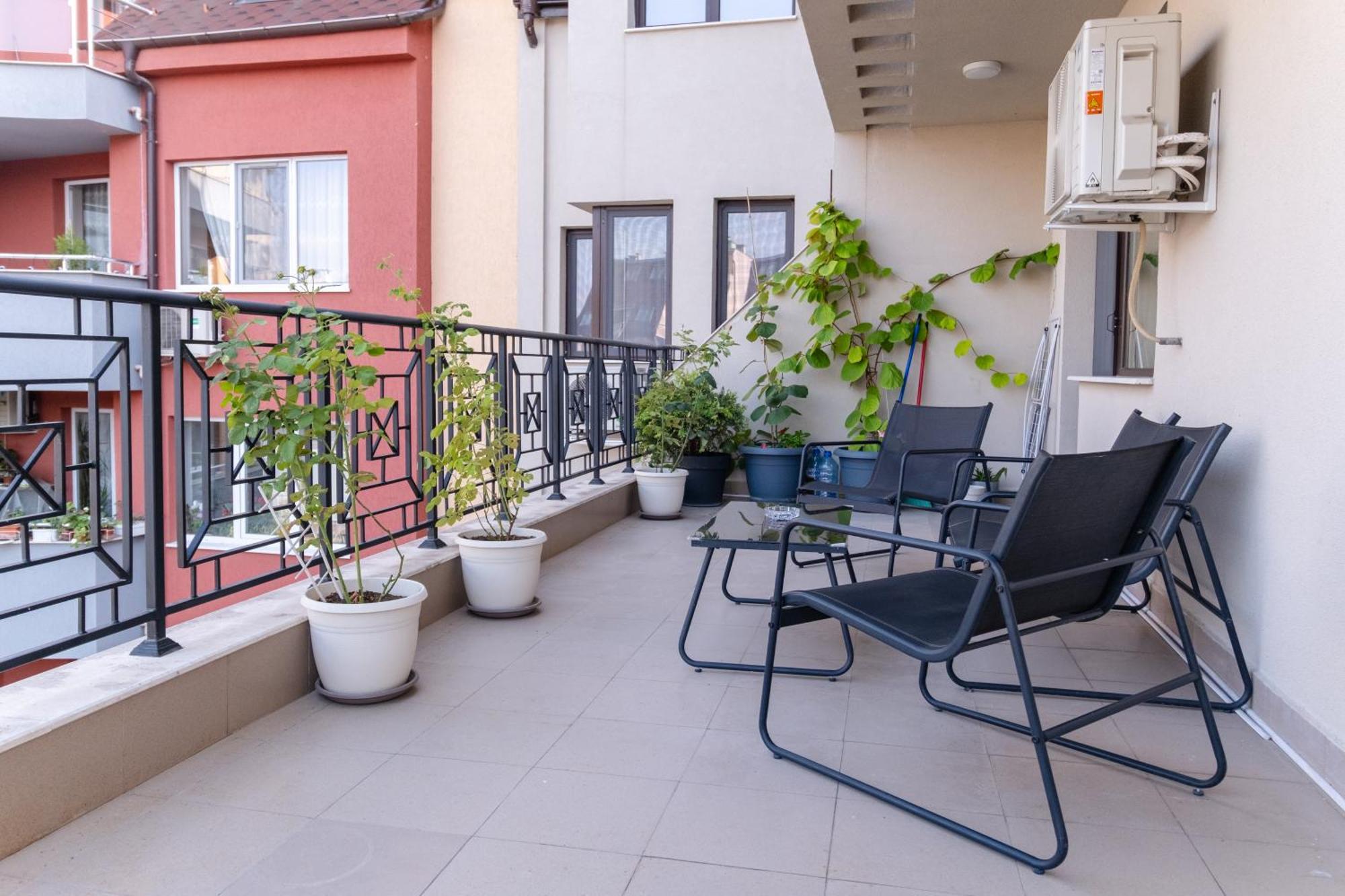 1-Bedroom Apartment With Free Private Parking Plovdiv Exterior photo